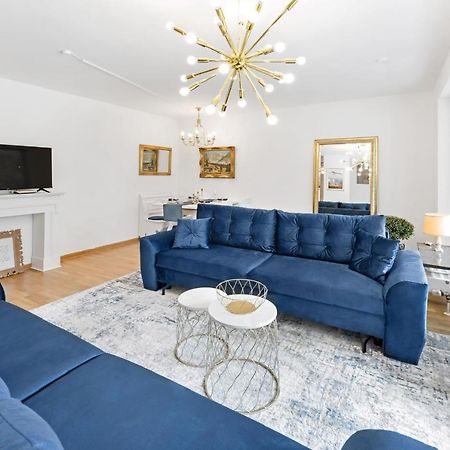 Zwei Zimmer Wohnung Im Stadtzentrum Mit Tiefgaragenplatz Munique Exterior foto