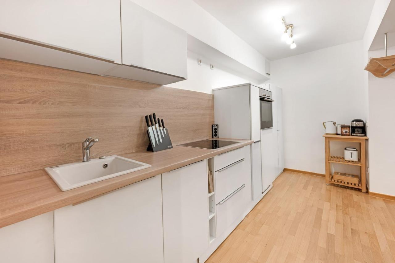 Zwei Zimmer Wohnung Im Stadtzentrum Mit Tiefgaragenplatz Munique Exterior foto